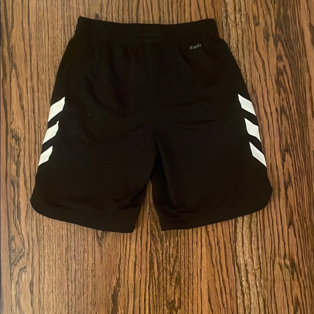 Shorts - Picture 2 of 2